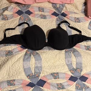 Fruit of the Loom Black Bra 42DD